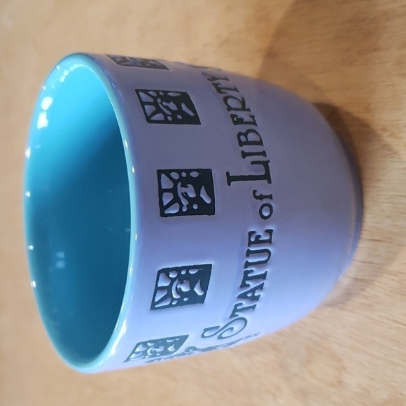 STATUE Of Liberty Mug - Picture 2 of 7